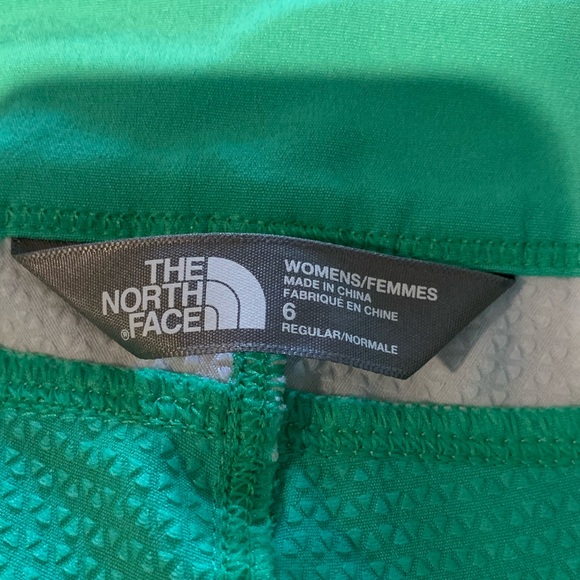 The North Face Surreal Green Pacific Boardshorts - Picture 7 of 9